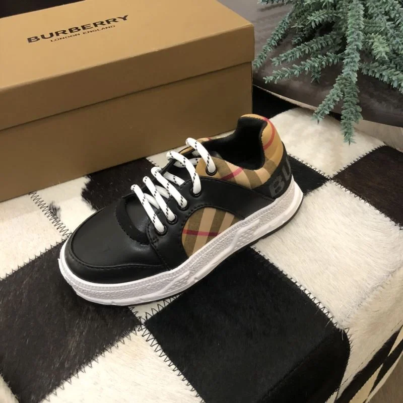Chic BURBERRY SHOES 29910
