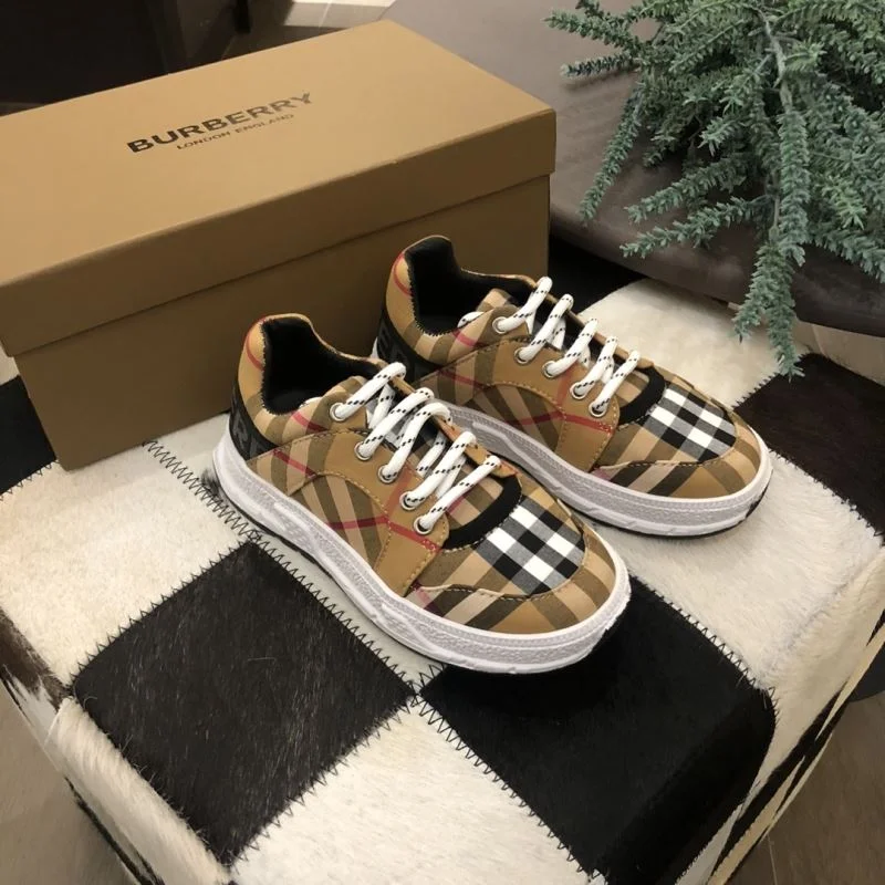 BURBERRY SHOES Neat 29908