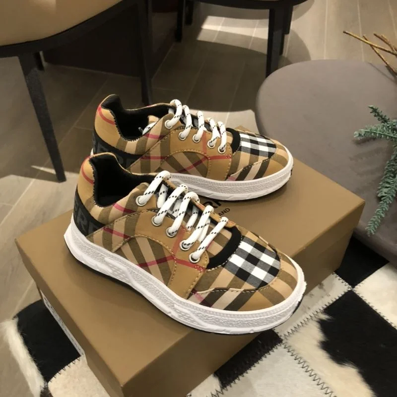 BURBERRY SHOES Neat 29908