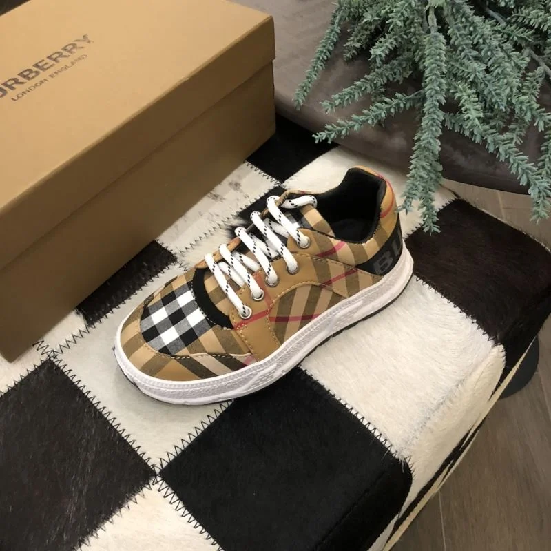 BURBERRY SHOES Neat 29908