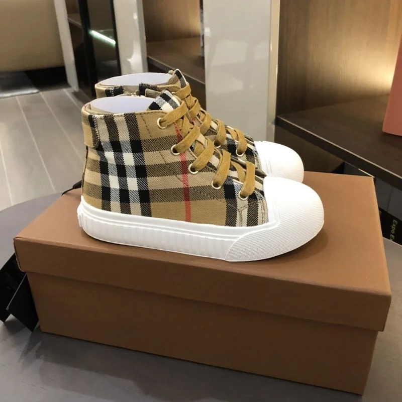 Flexible BURBERRY SHOES 29898