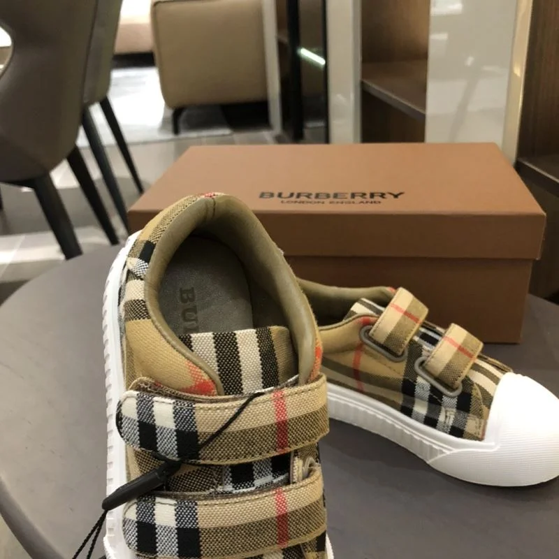 SmoothTexture BURBERRY SHOES 29888