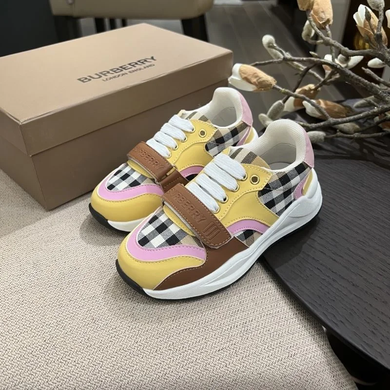 BURBERRY SHOES FastDry 29890
