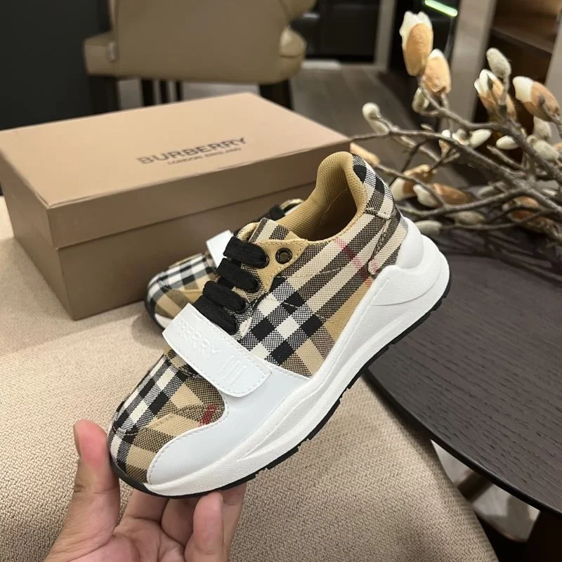 BURBERRY SHOES SoftTouch 29882