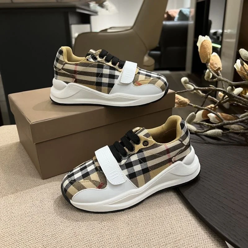 BURBERRY SHOES SoftTouch 29882