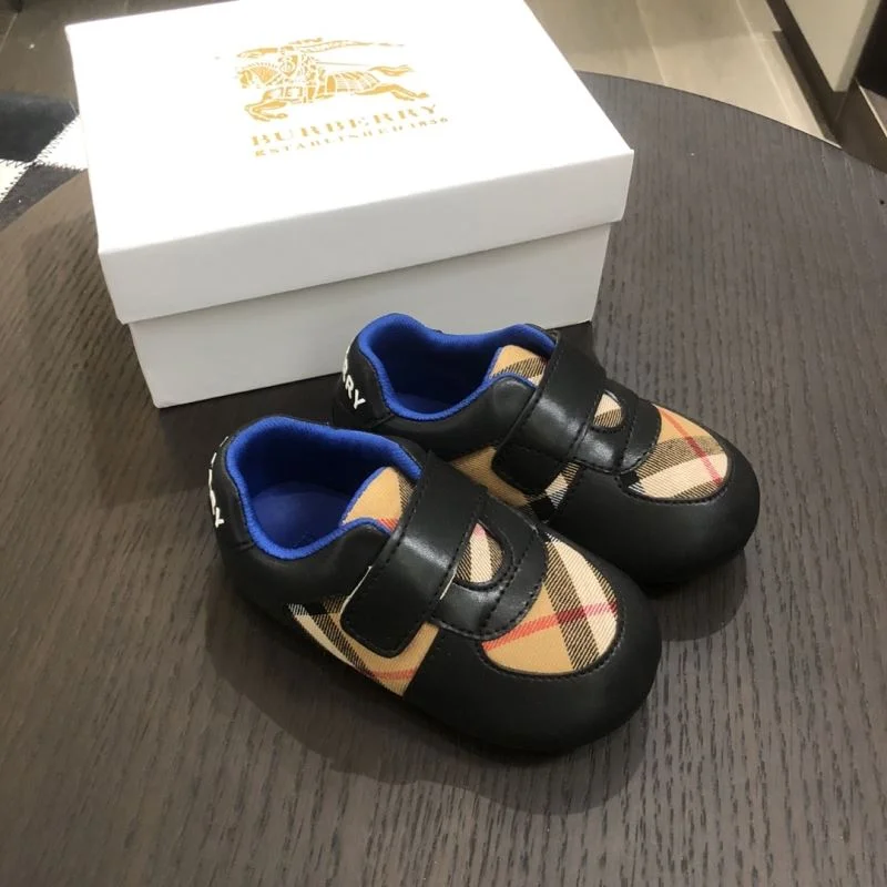 ComfortFit BURBERRY SHOES 29880