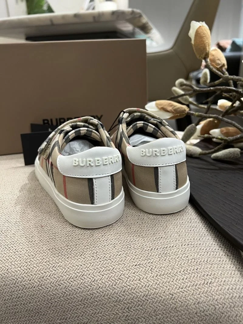 Sustainable BURBERRY SHOES 29881