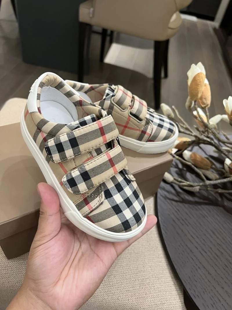 Sustainable BURBERRY SHOES 29881