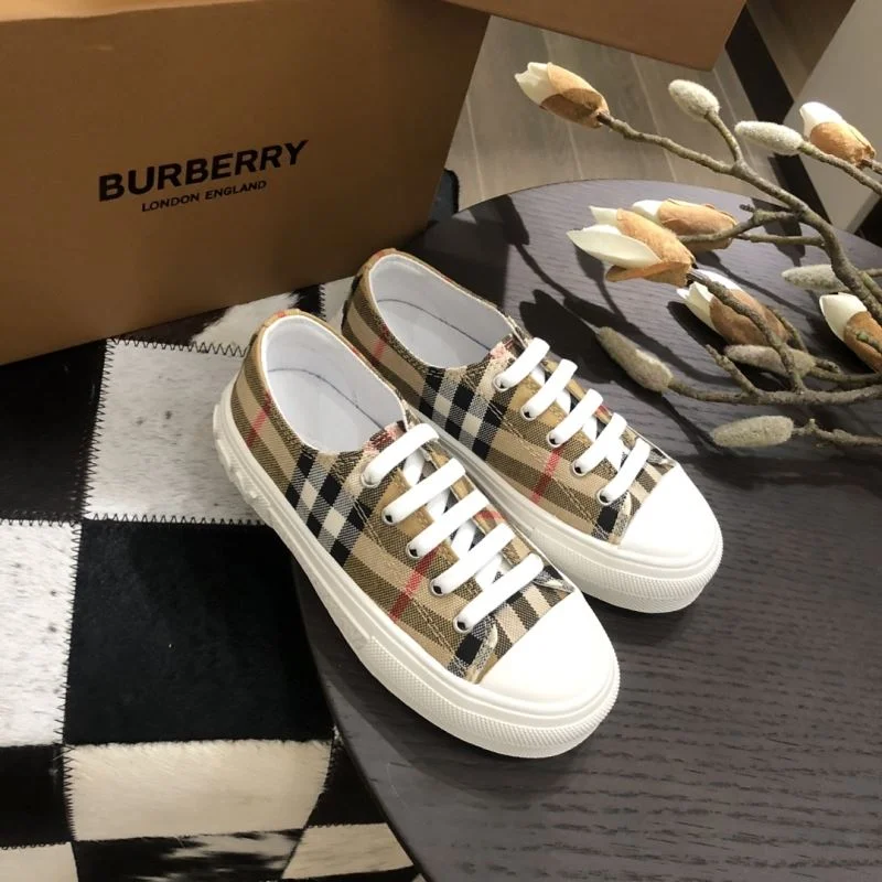 Resilient BURBERRY SHOES 29868