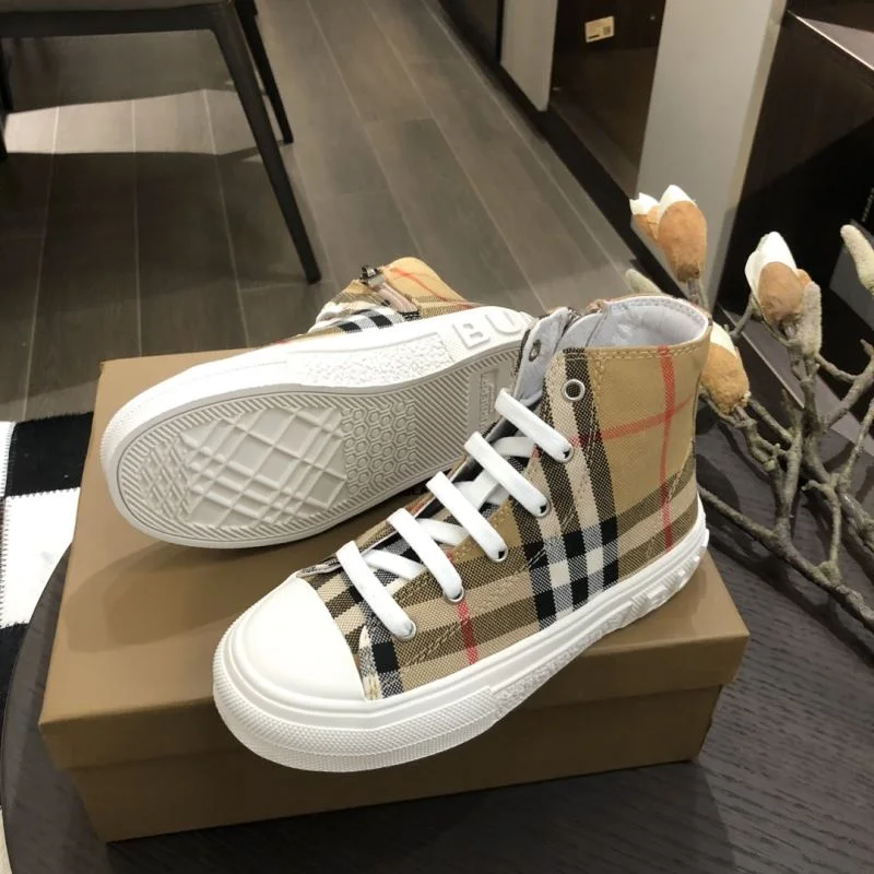 BURBERRY SHOES Flexible 29889