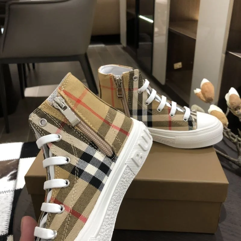 BURBERRY SHOES Flexible 29889