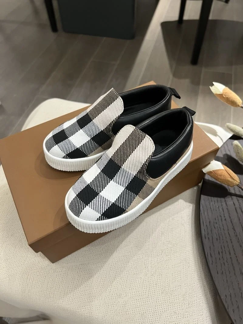 BURBERRY SHOES Timeless 29875