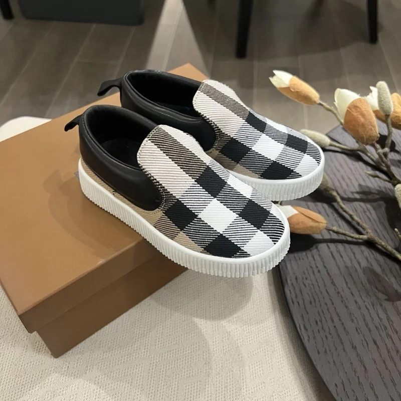 BURBERRY SHOES Timeless 29875