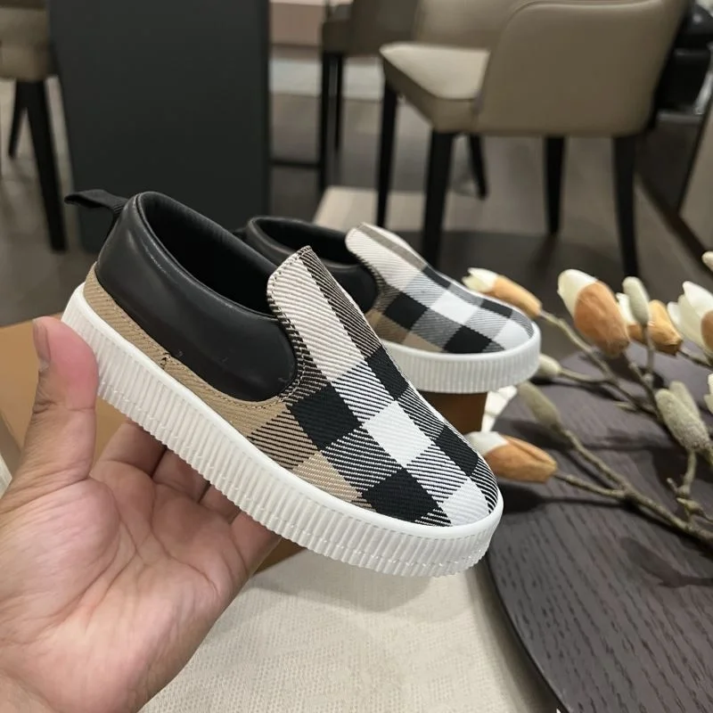 BURBERRY SHOES Timeless 29875