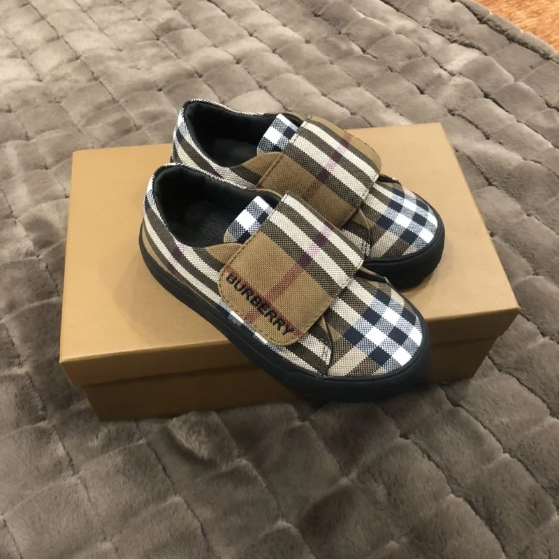 BURBERRY SHOES TimelessDesign 29859