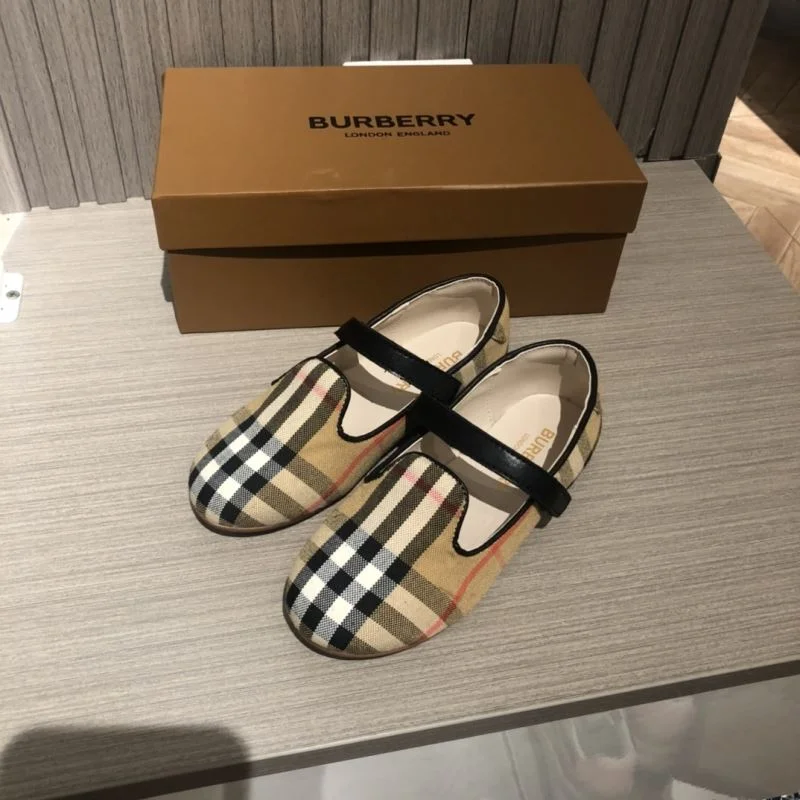 TimelessDesign BURBERRY SHOES 30306
