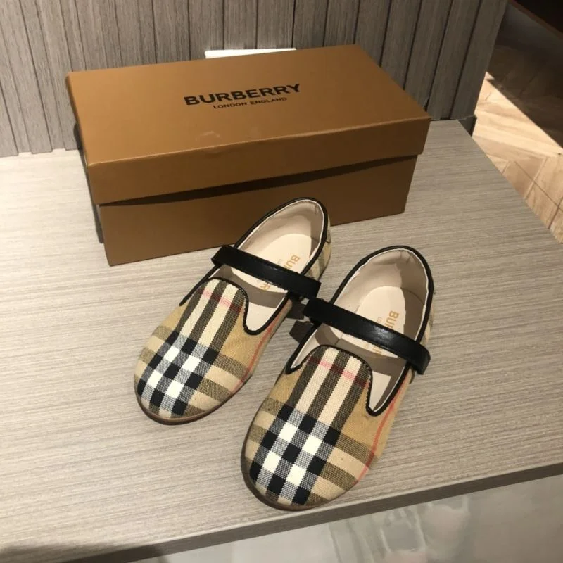 TimelessDesign BURBERRY SHOES 30306