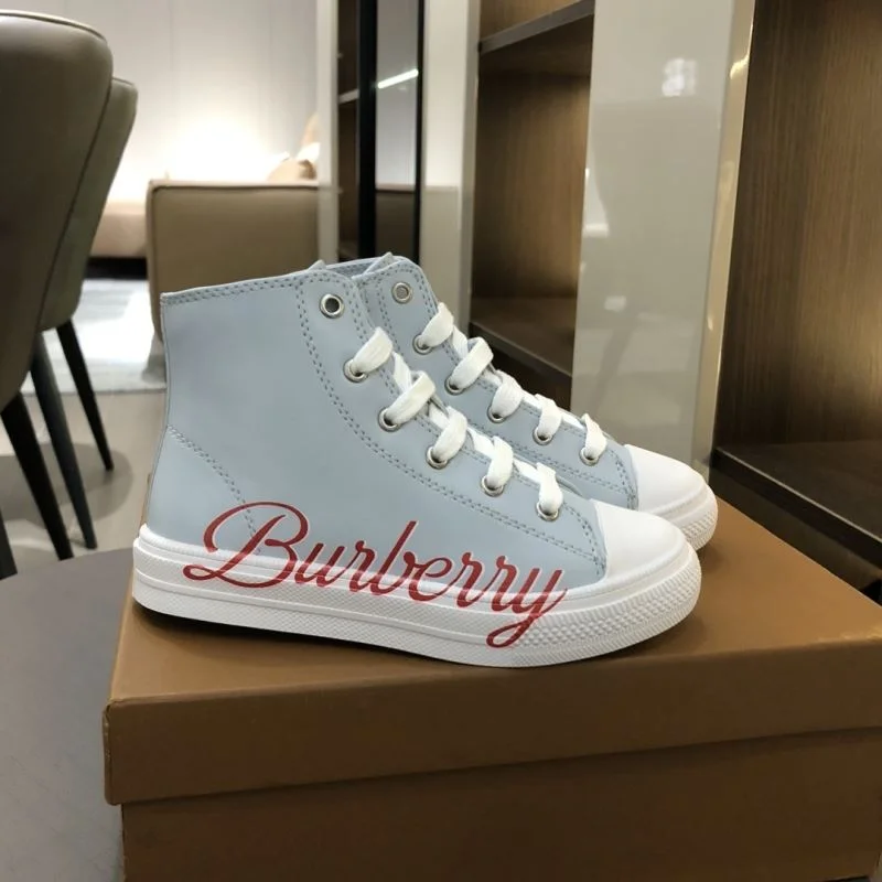BURBERRY SHOES Sporty 30304