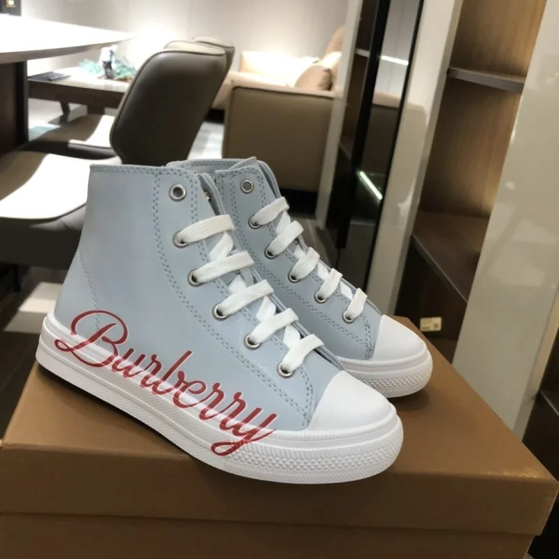 BURBERRY SHOES Sporty 30304
