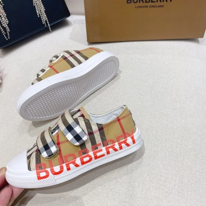 BURBERRY SHOES RelaxedFit 30303