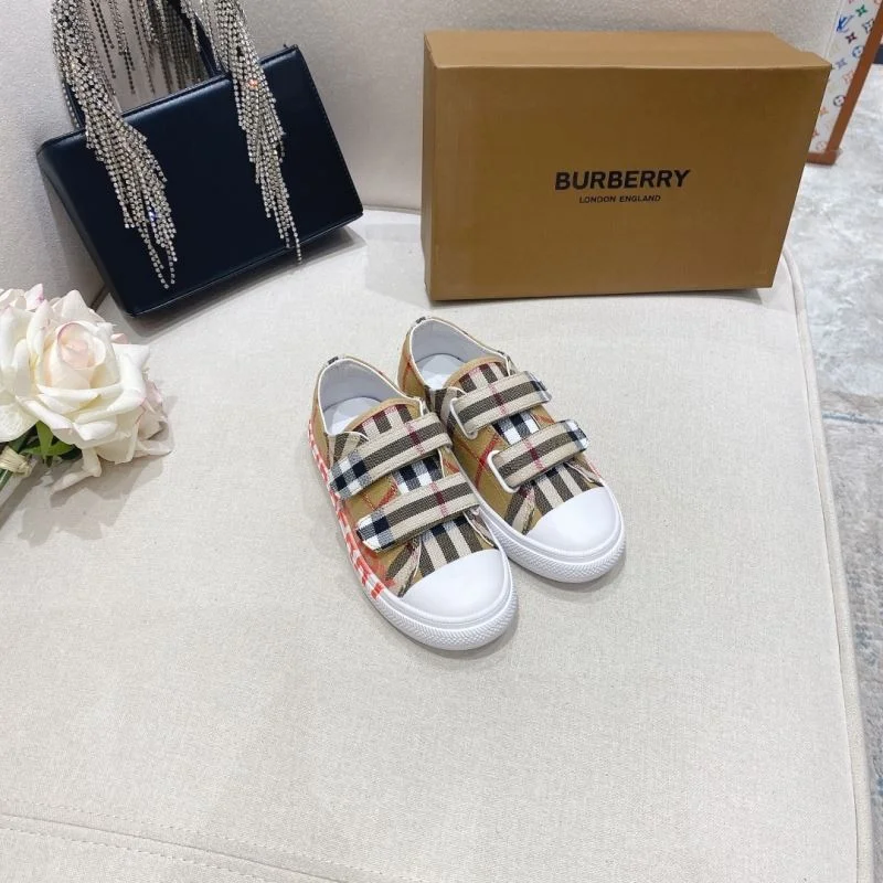 BURBERRY SHOES RelaxedFit 30303