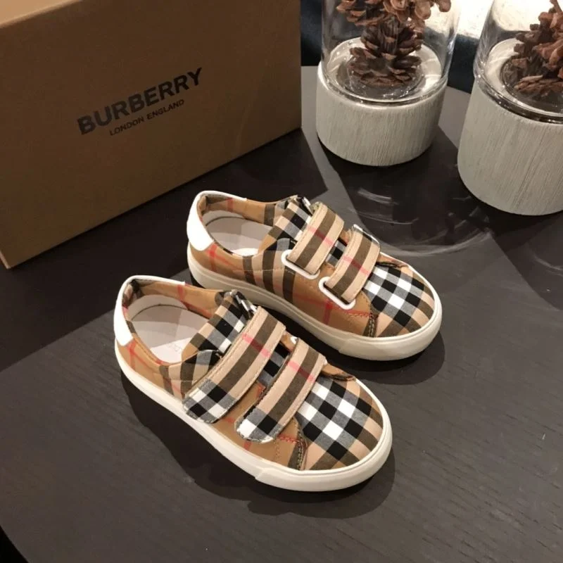 Stretchable BURBERRY SHOES 30299
