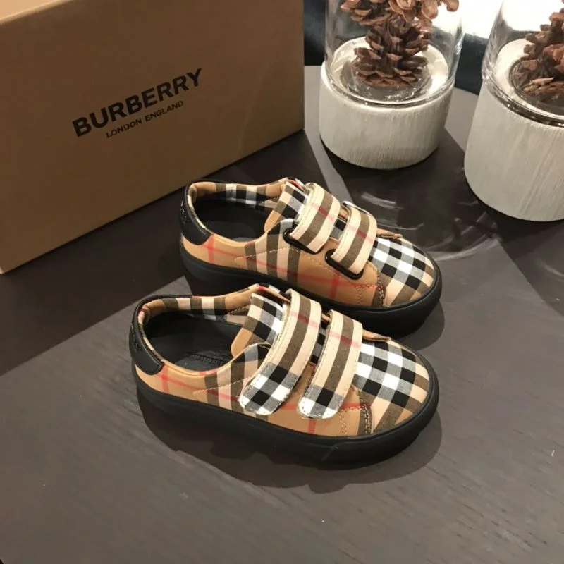Unique BURBERRY SHOES 30298