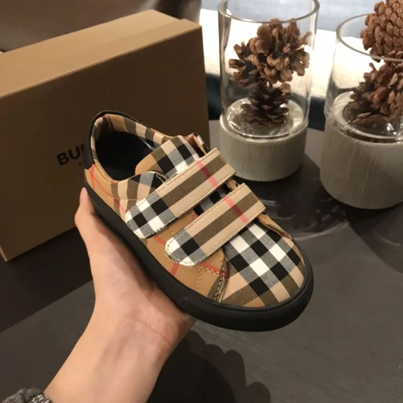 Unique BURBERRY SHOES 30298