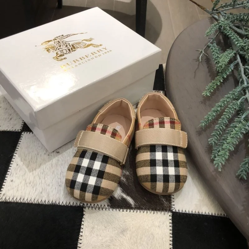 Durable BURBERRY SHOES 30281