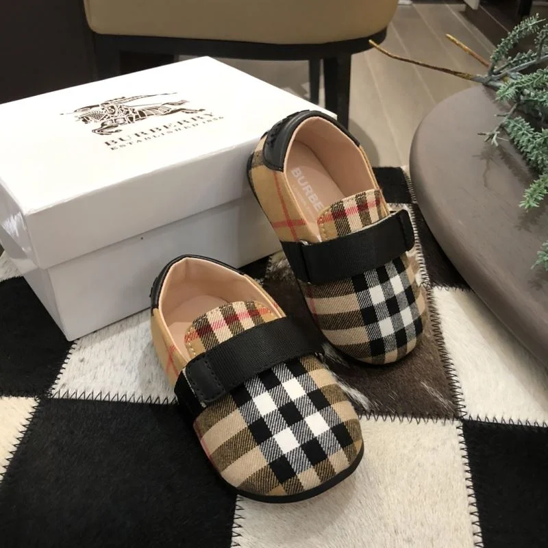 Breathable BURBERRY SHOES 30292
