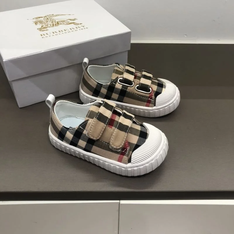 BURBERRY SHOES Practical 30284