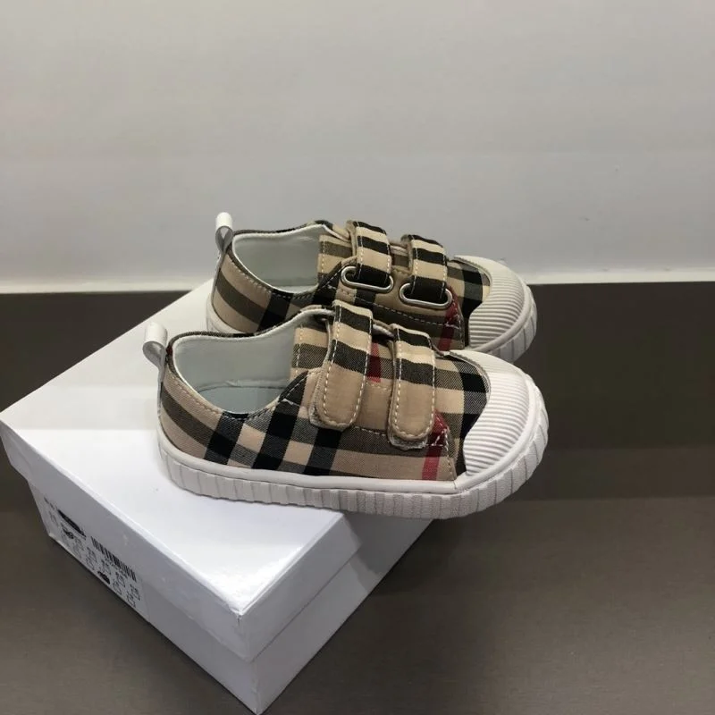 BURBERRY SHOES Practical 30284