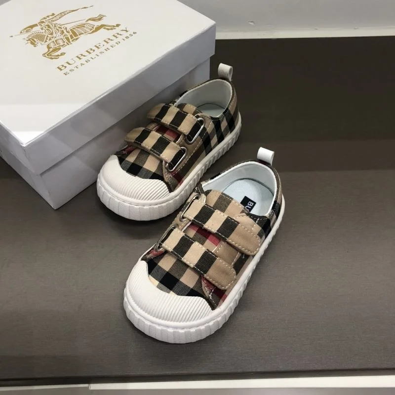 BURBERRY SHOES Practical 30284