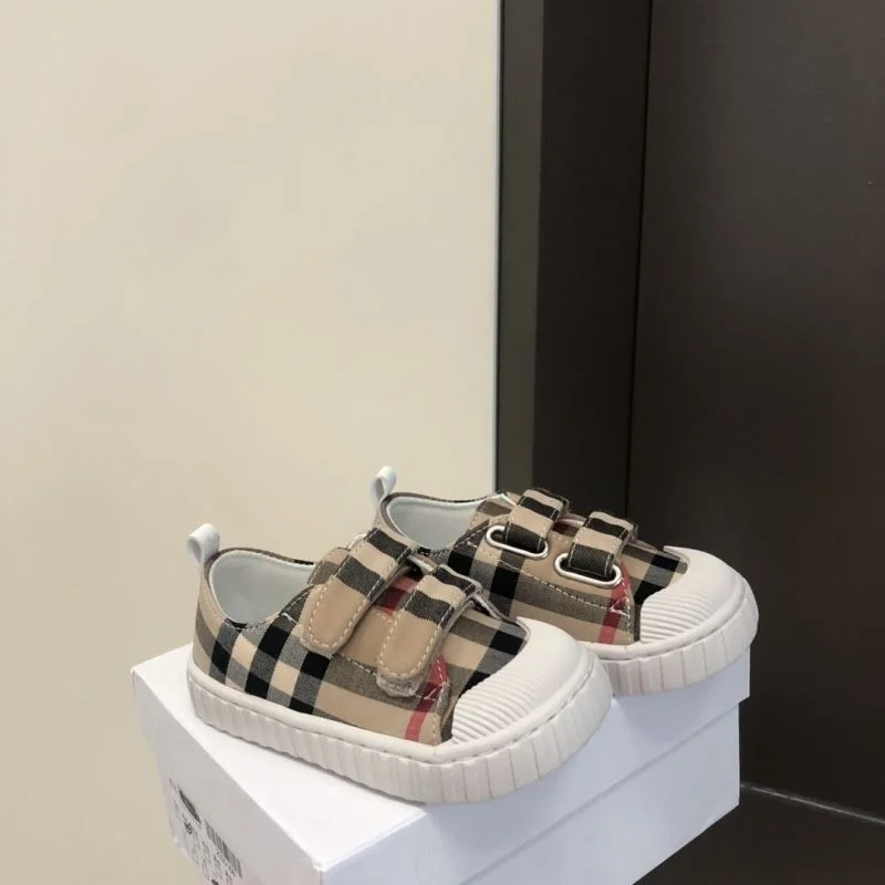 BURBERRY SHOES Practical 30284