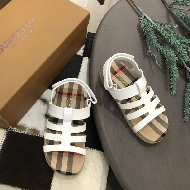 BURBERRY SHOES Thermal 30275