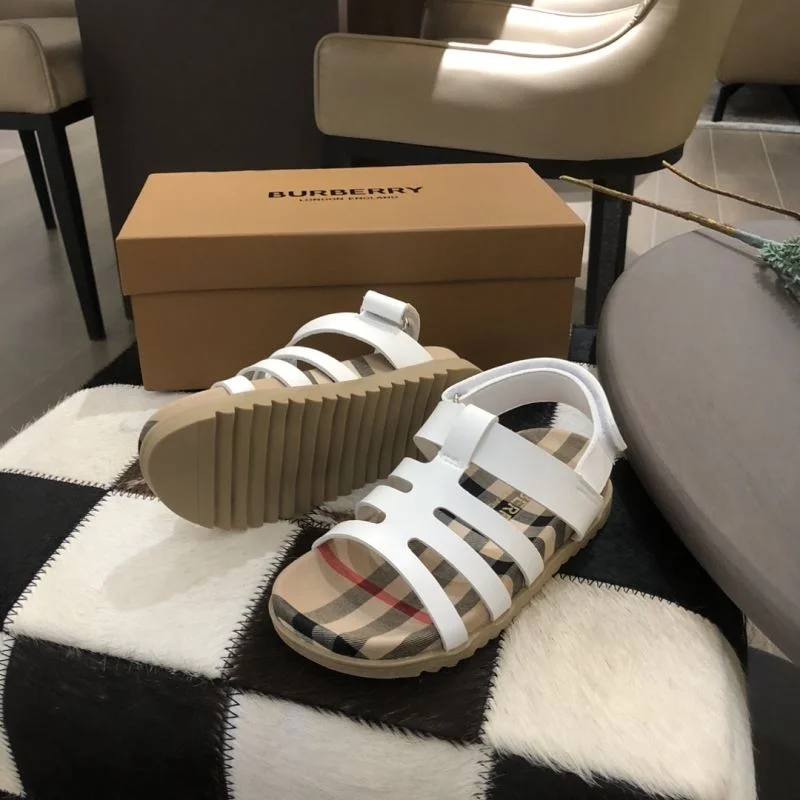 BURBERRY SHOES Thermal 30275