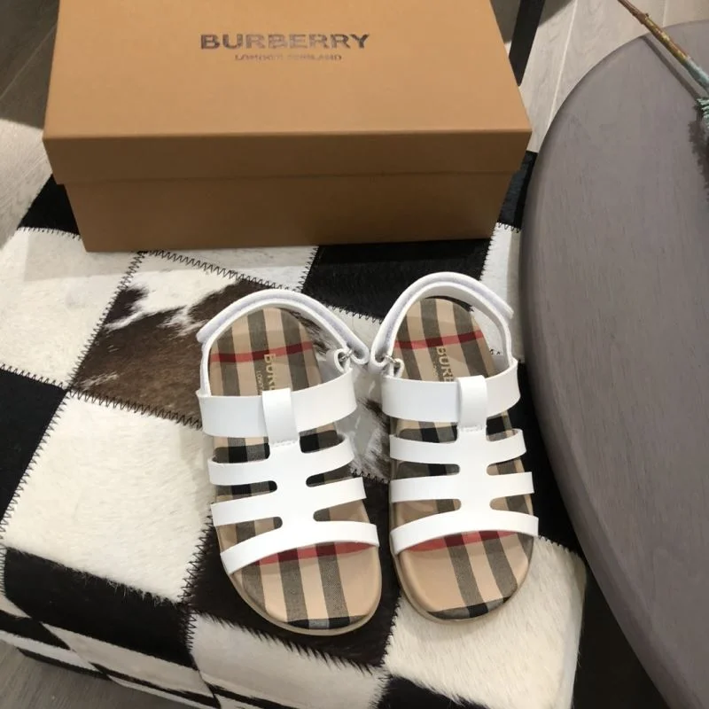 BURBERRY SHOES Thermal 30275