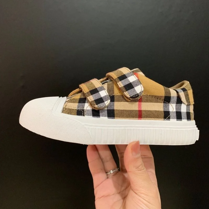 BURBERRY SHOES Snug 28875