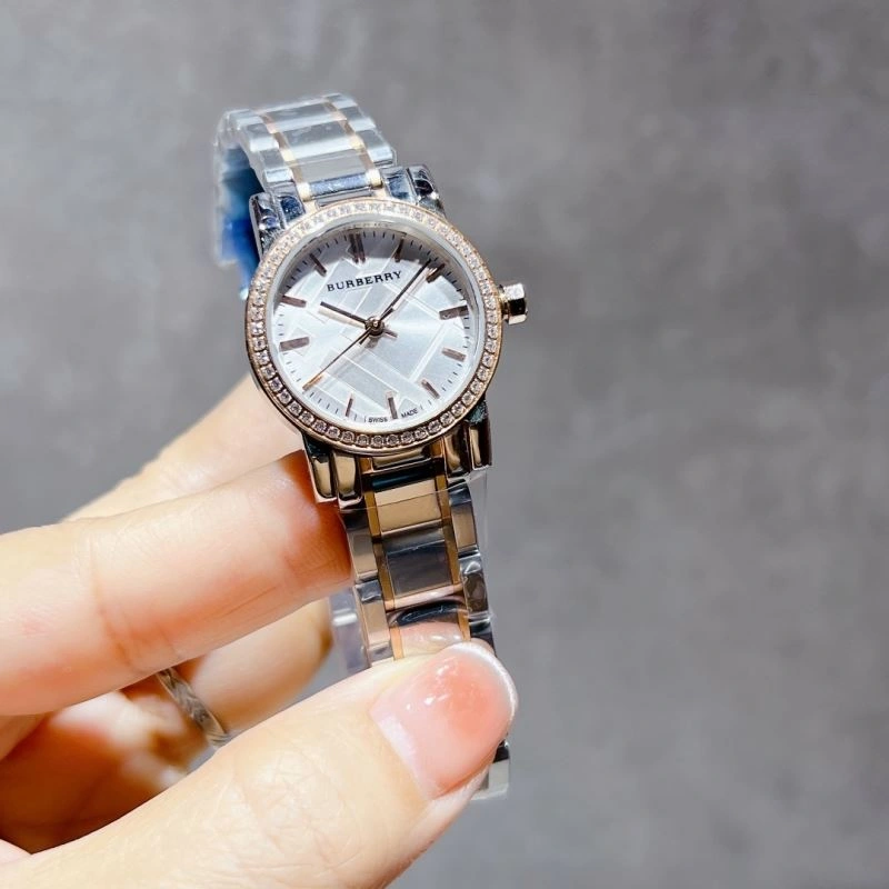 StreetReady BURBERRY Watches 178135