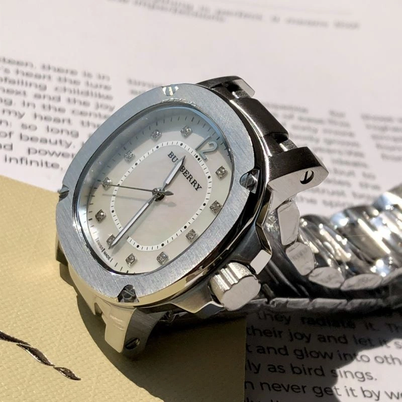 BURBERRY Watches Sporty 178128