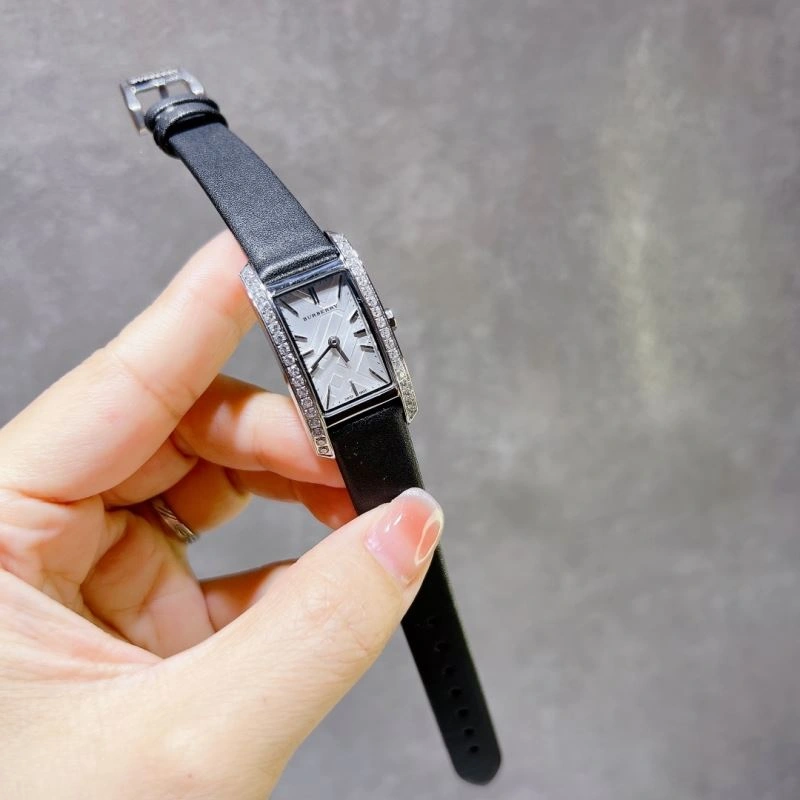 Minimalist BURBERRY Watches 178118