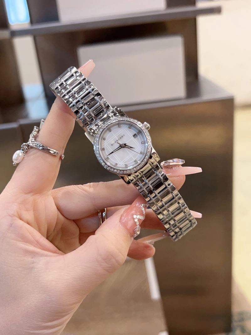 Seasonal BURBERRY Watches 178157