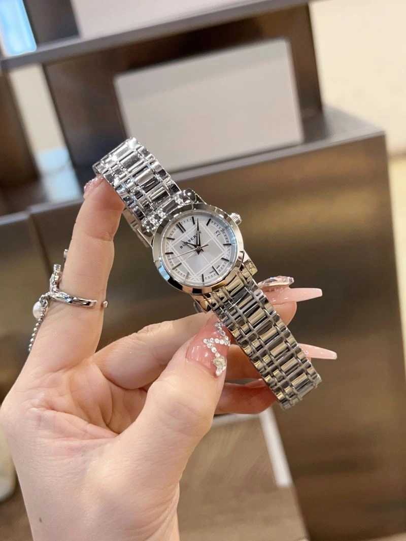 Seasonal BURBERRY Watches 178157