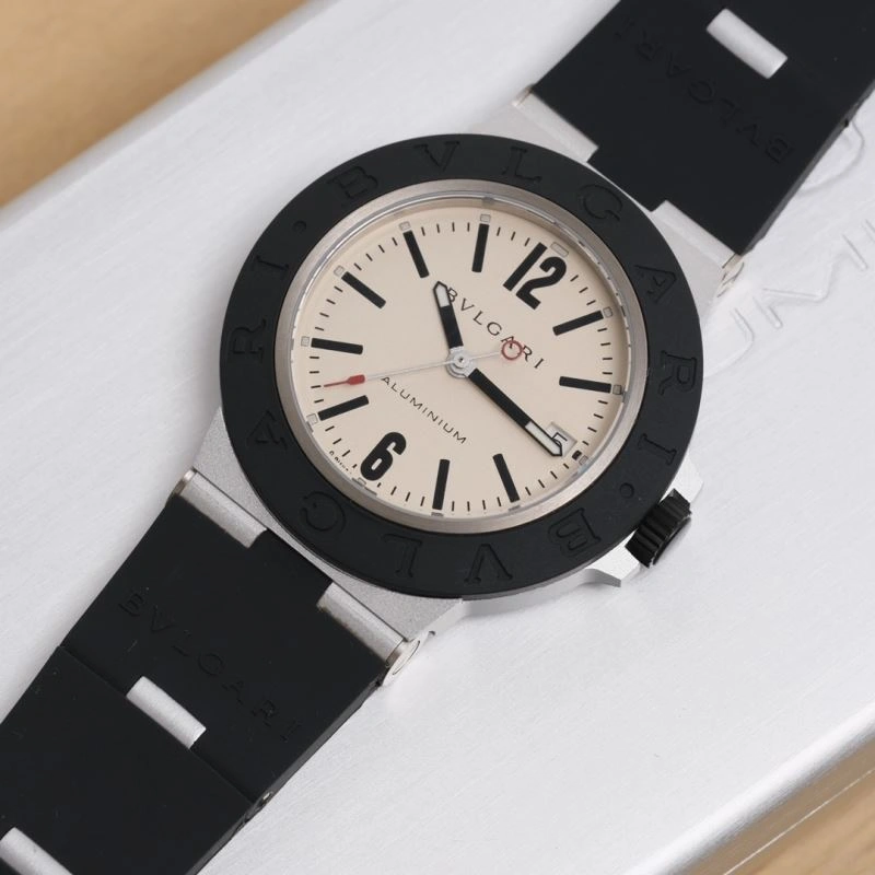 Elegant BVLGARI Watches 178433
