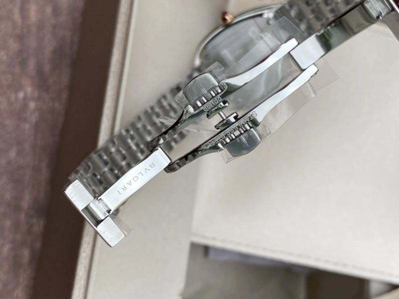 Practical BVLGARI Watches 178342