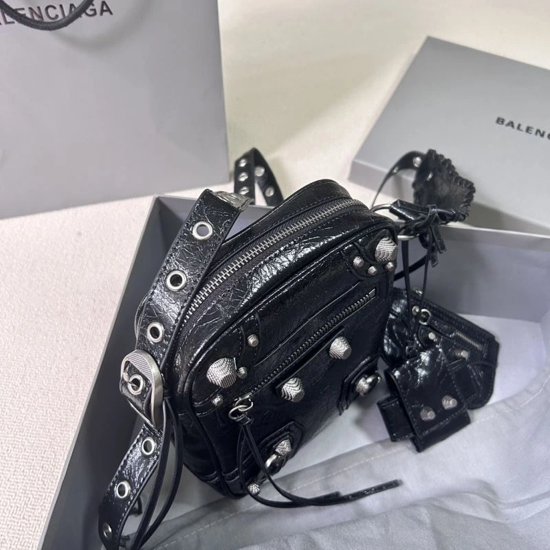 Balencia Le Cagole Distressed Silver Motorcycle Phone Bag - Black Durable 78819