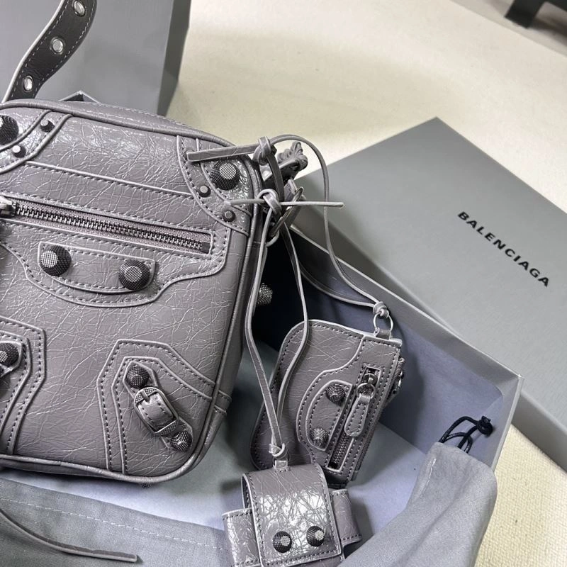 ZeroBulk Balencia Le Cagole Motorcycle Phone Bag - Gray Oily Wax Cowhide 78801