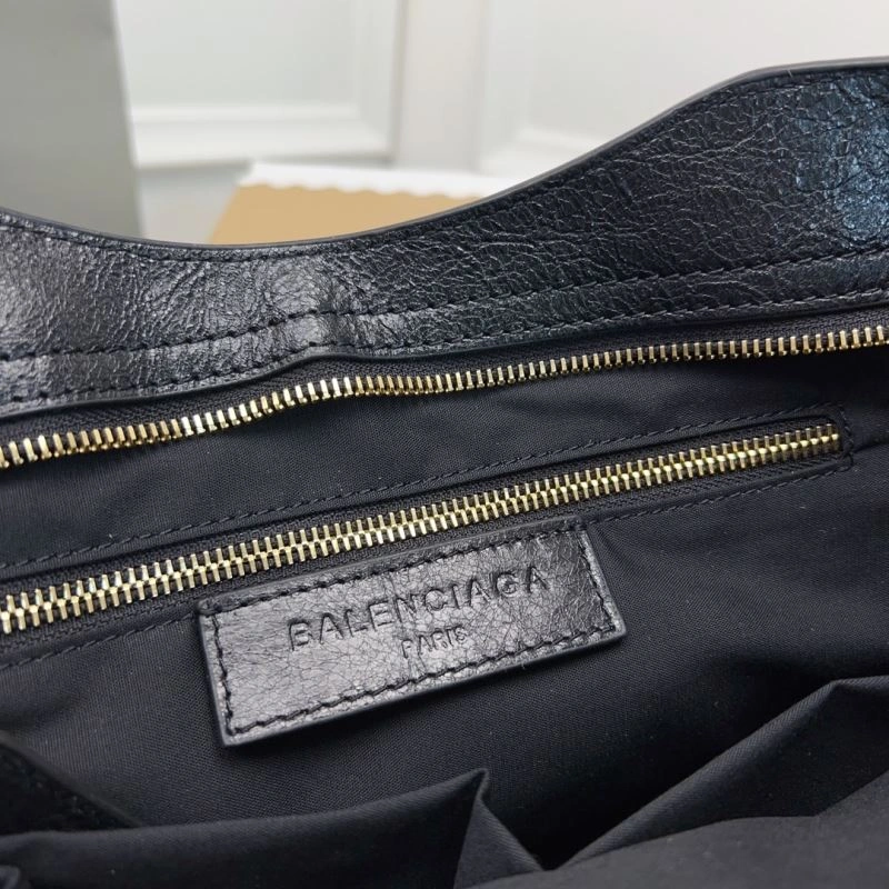 Balenciaga   Cracked Lambskin Black Tote with Pineapple Gold Studs Sophisticated 78342