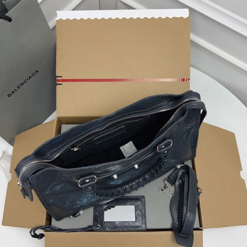 Neat Balenciaga   Cracked Lambskin Tote with Pineapple Silver Stud 78352