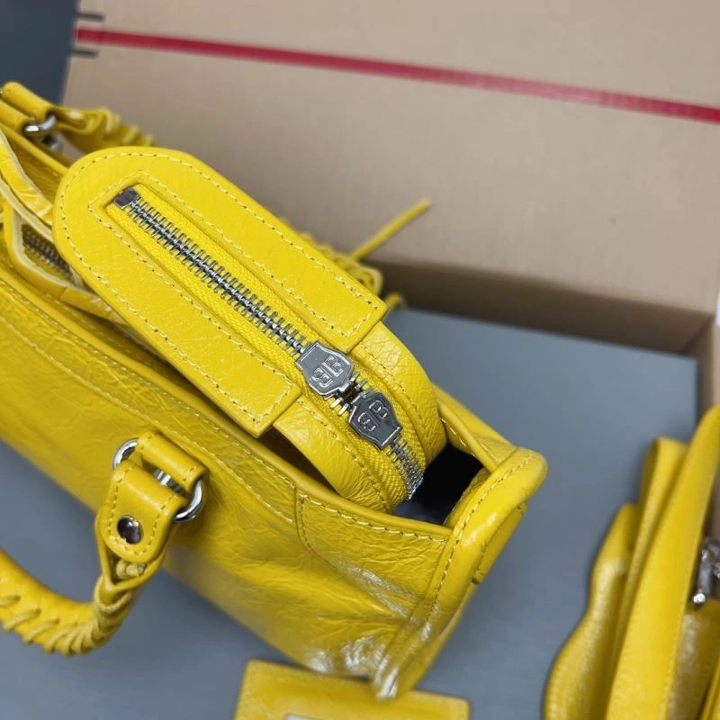 Balenciaga  Yellow Crackle Lambskin  Gold City Bag - D.Pink Vibrant 78345